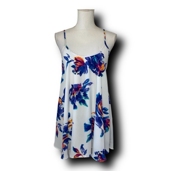 Show Me Your MuMu Bella Mini Swing Dress in Petal Paint - Picture 2 of 4